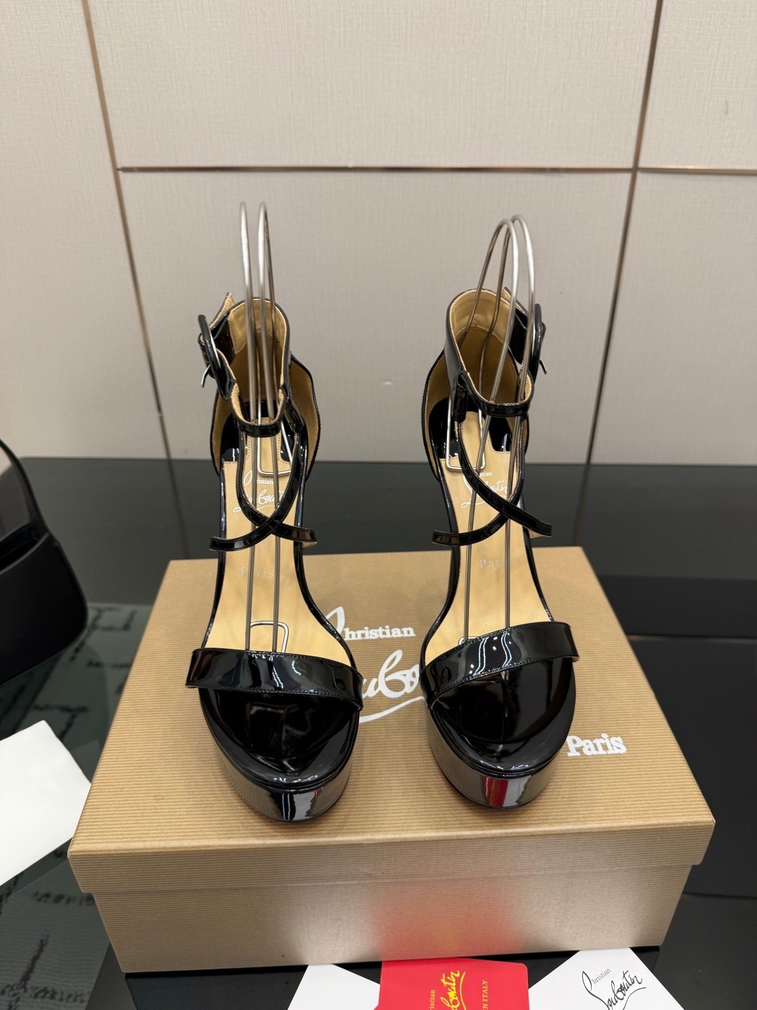 Christian Louboutin Miss Z Sandal Queen - cnluxepick