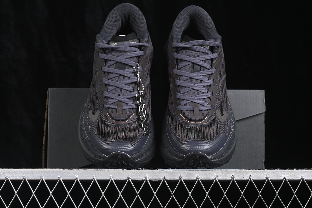 JLAL x HOKA One One Mafate X