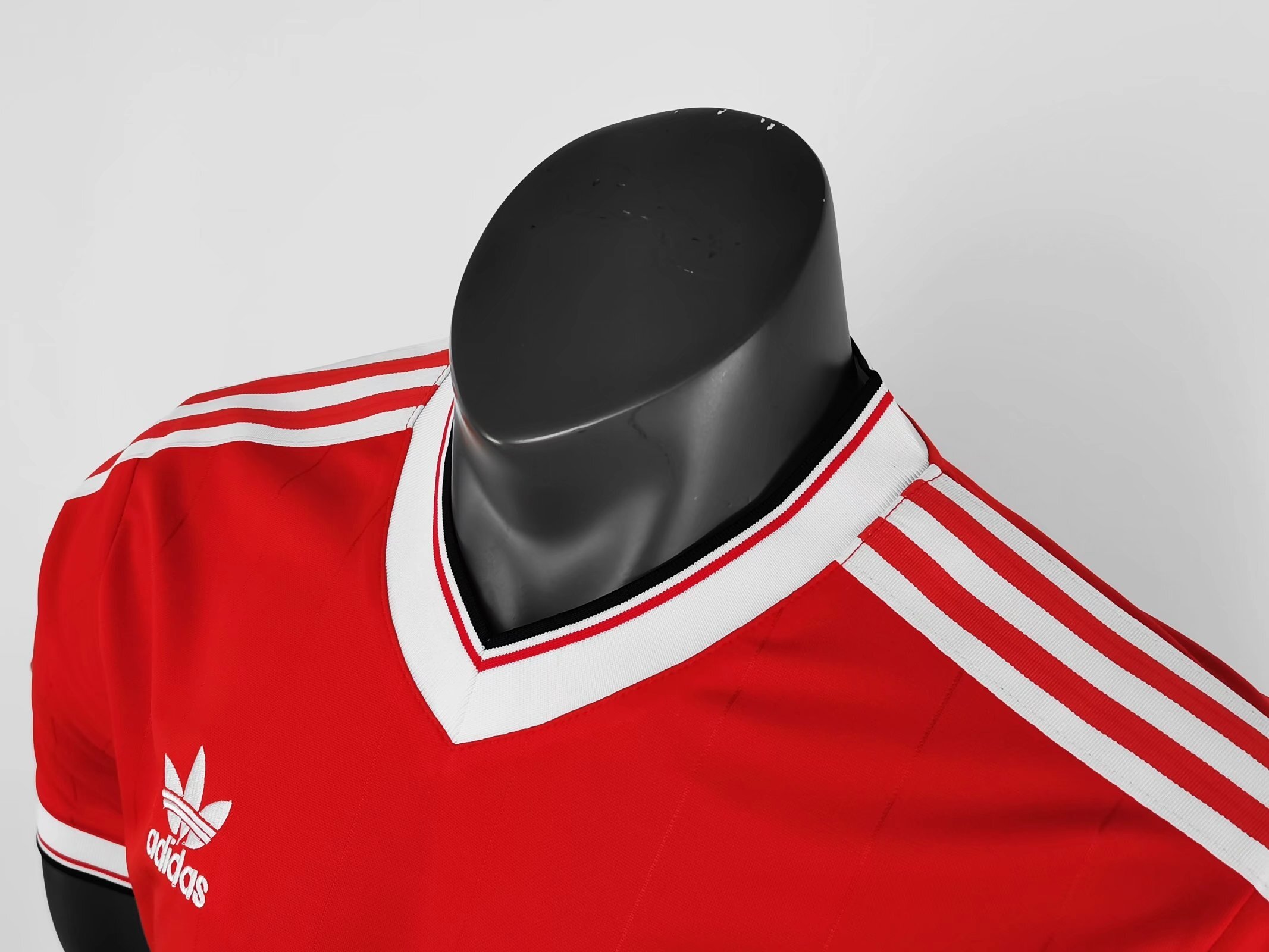 Retro Manchester United 1984 Home
