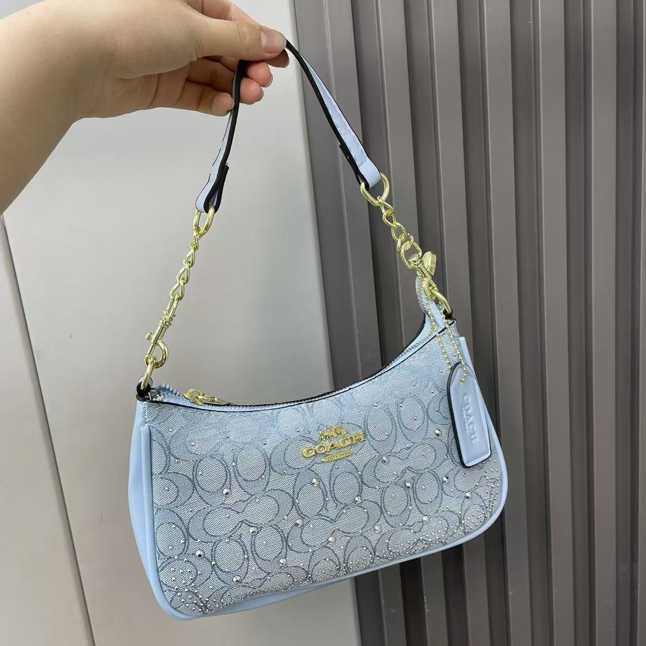Coach Bags 3 for Only $90-Coupon code: coach90 - cnluxepick