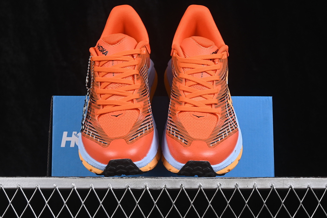 HOKA One One Mafate Speed 4
