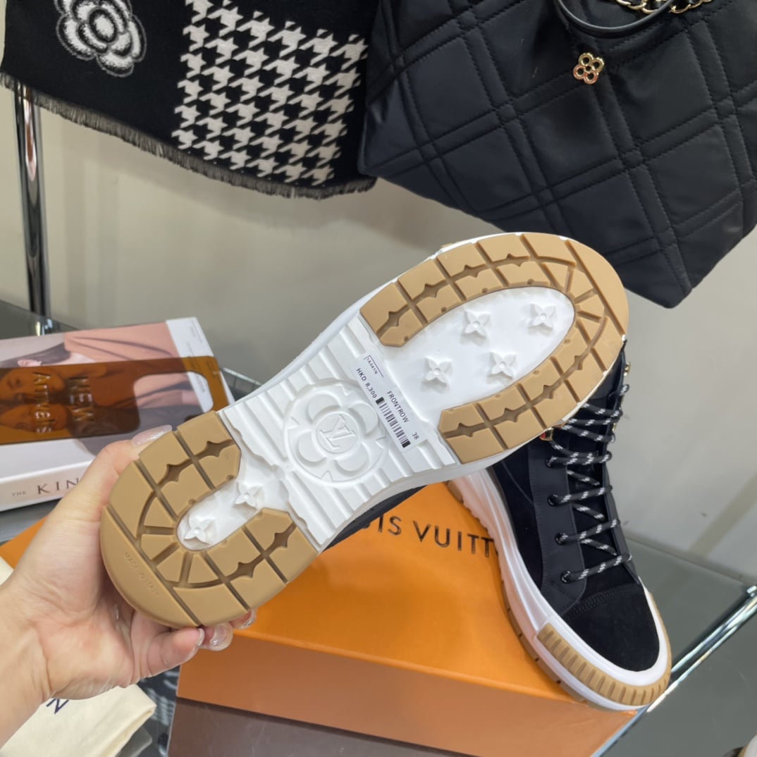 Louis Vuitton Squad Sneaker Boots Black