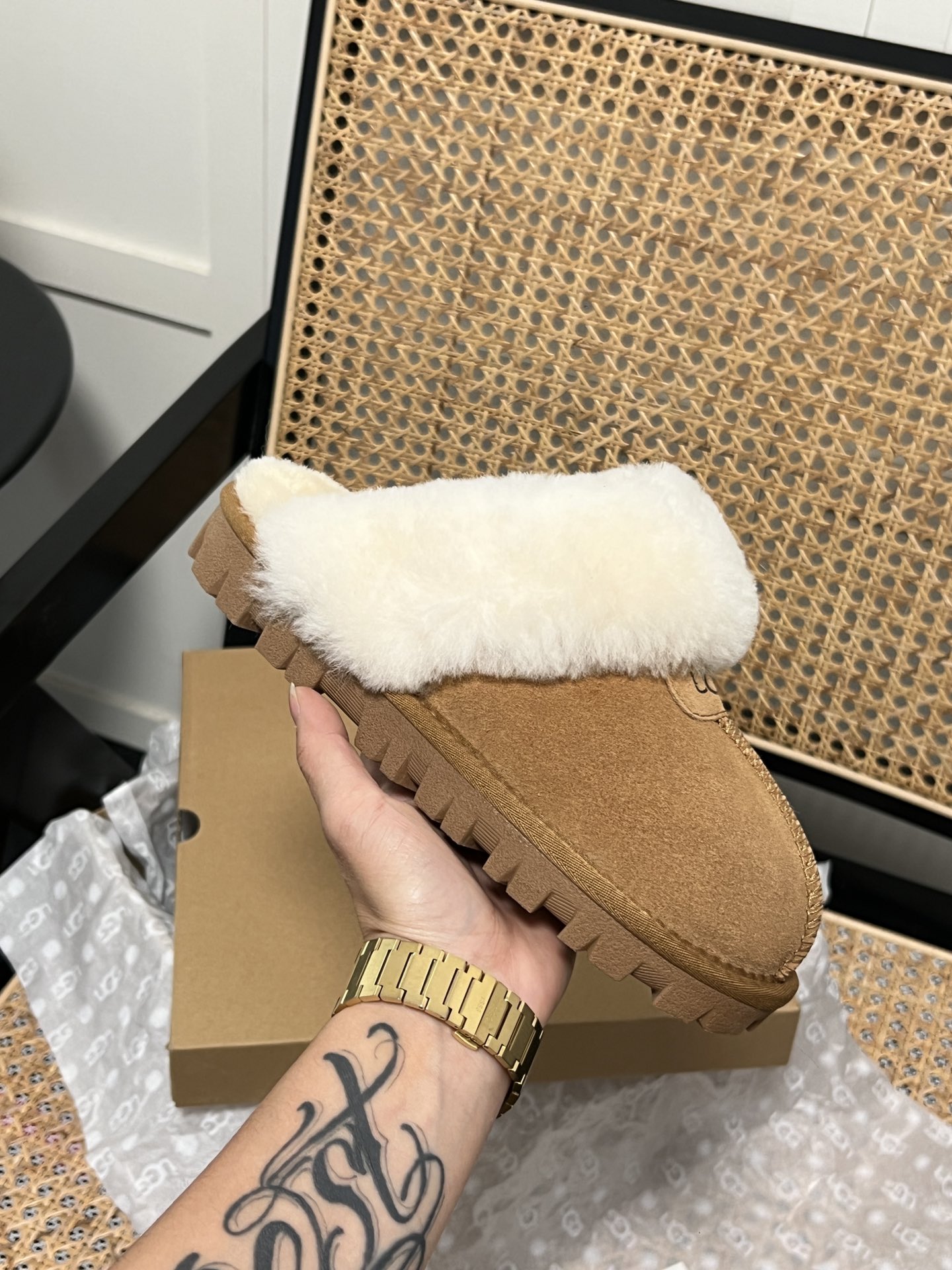 UGG Flat Winter Boots - cnluxepick