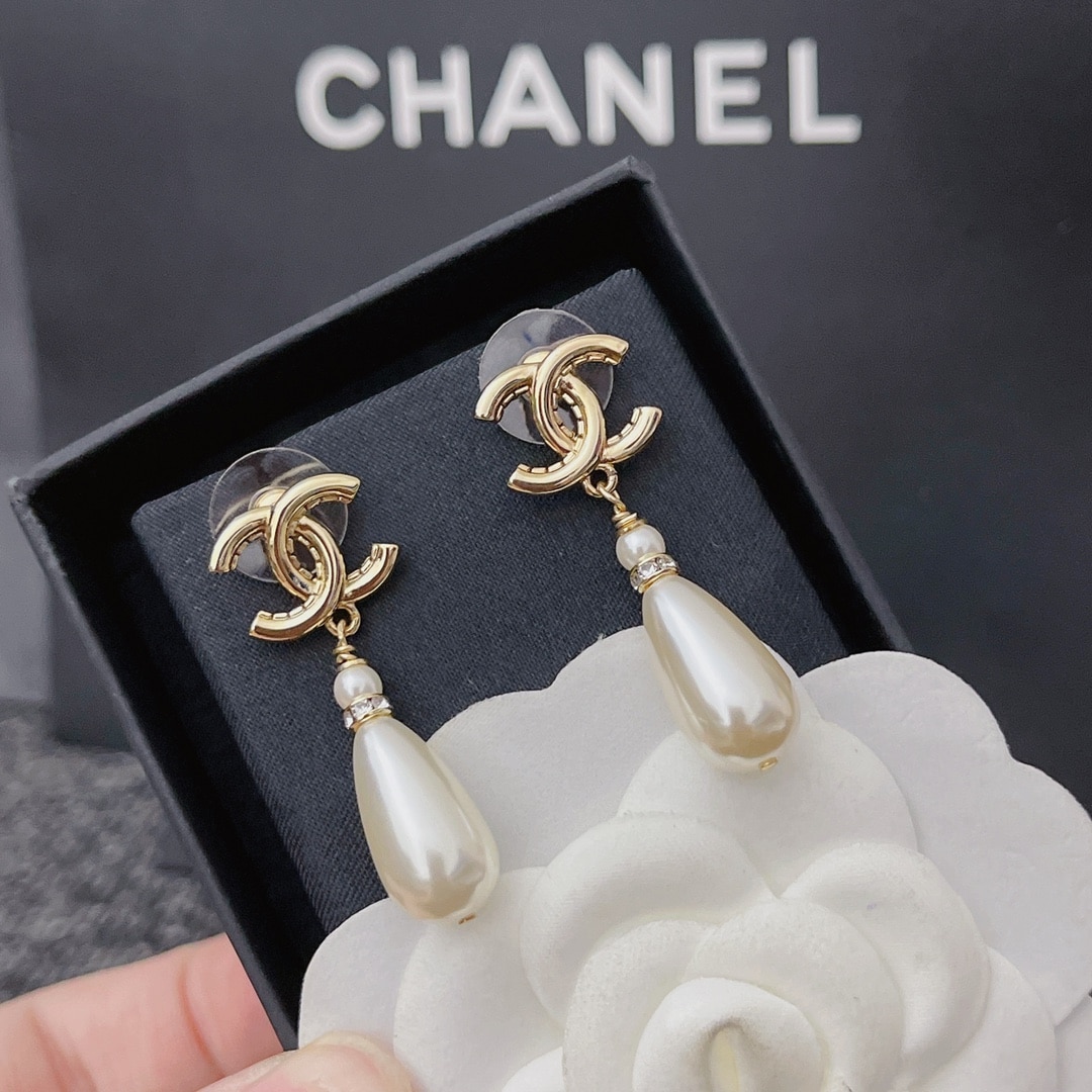 Chanel Cc Pearl Drop Earrings