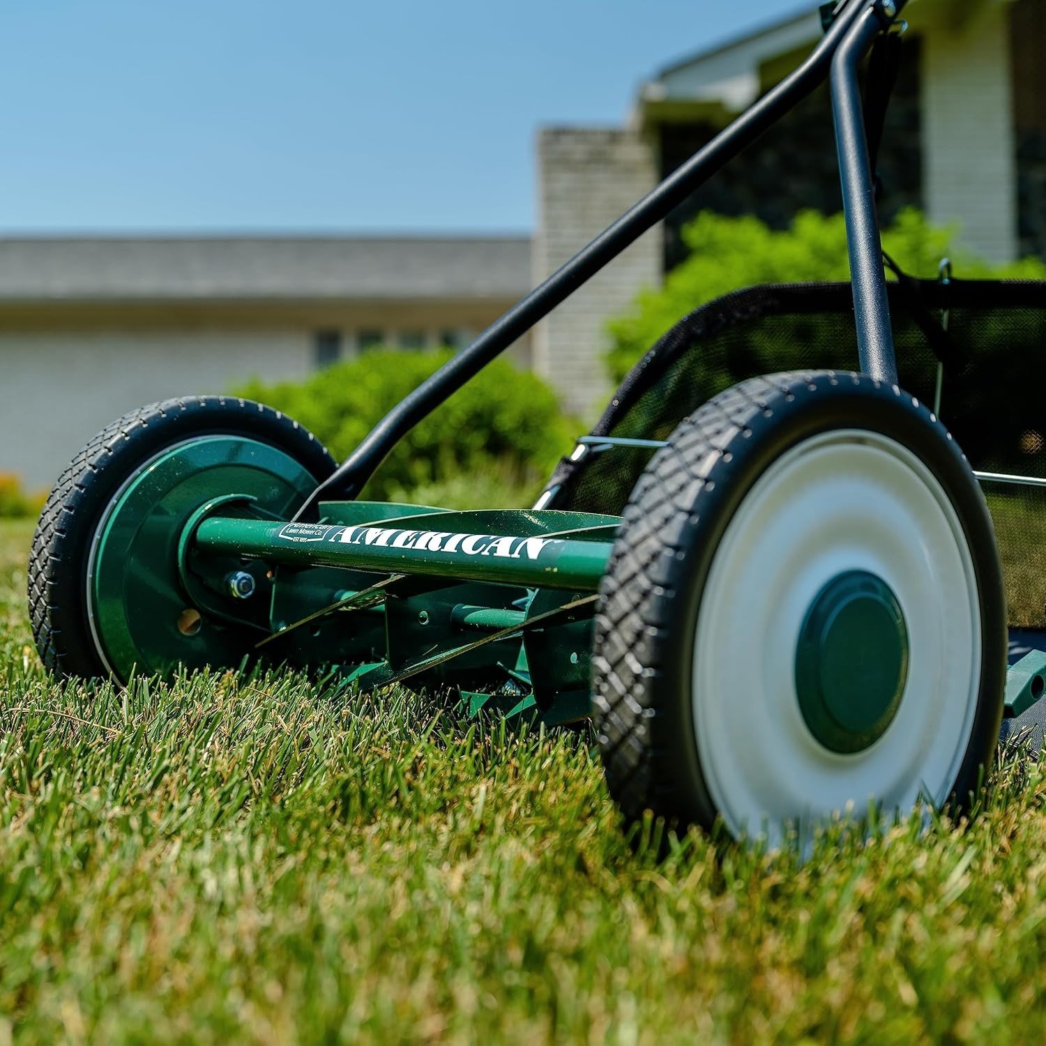 16-inch 7-Blade Reel Mower with Grass Catcher, Specialty Grass Mower, Green