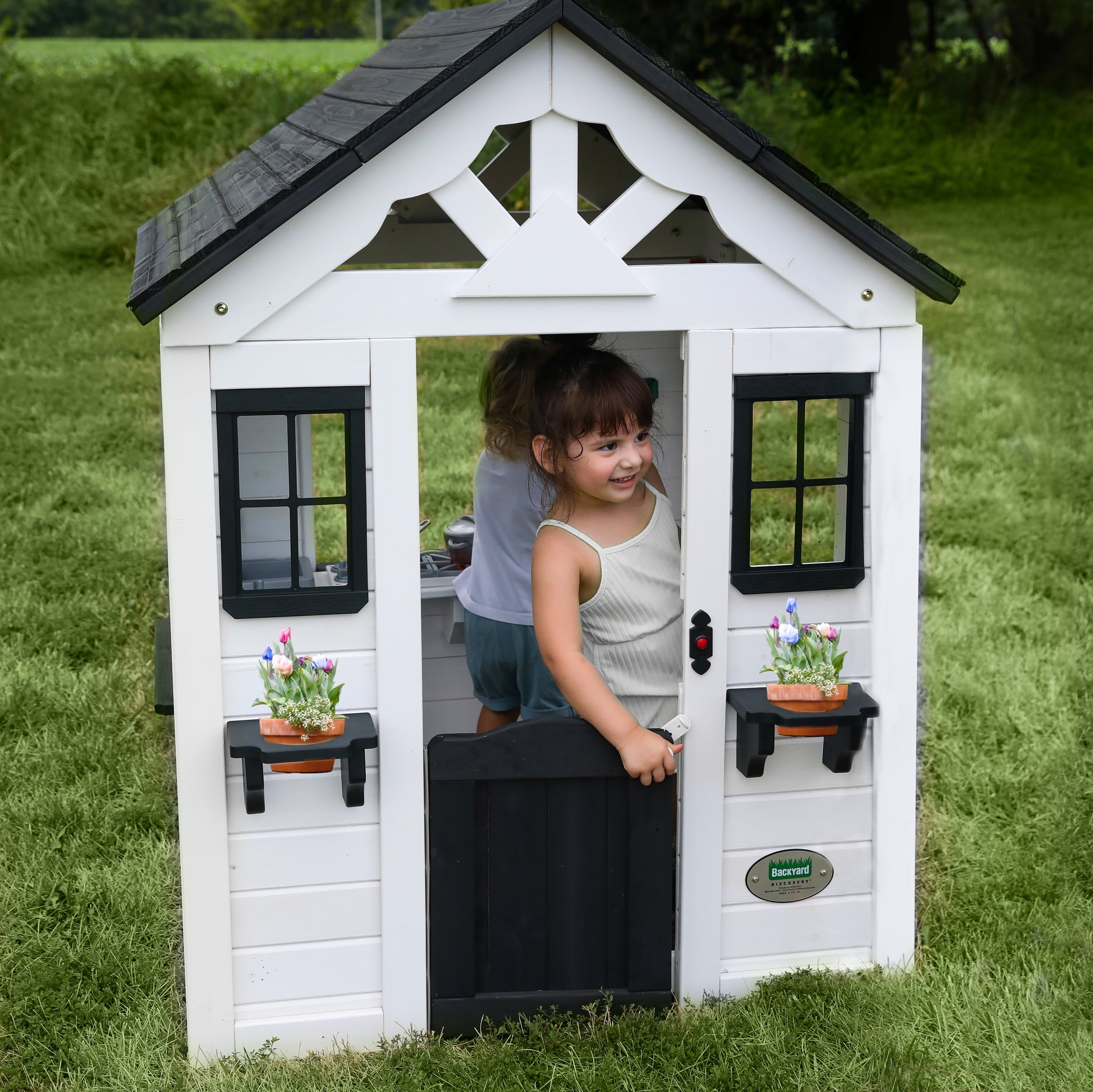 Backyard Discovery Sweetwater Playhouse – White
