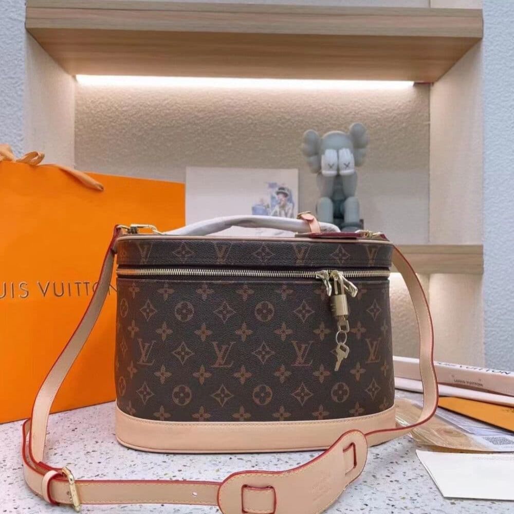 Louis Vuitton Nice Vanity Monogram Brown And Beige 12.6 Inches M44935