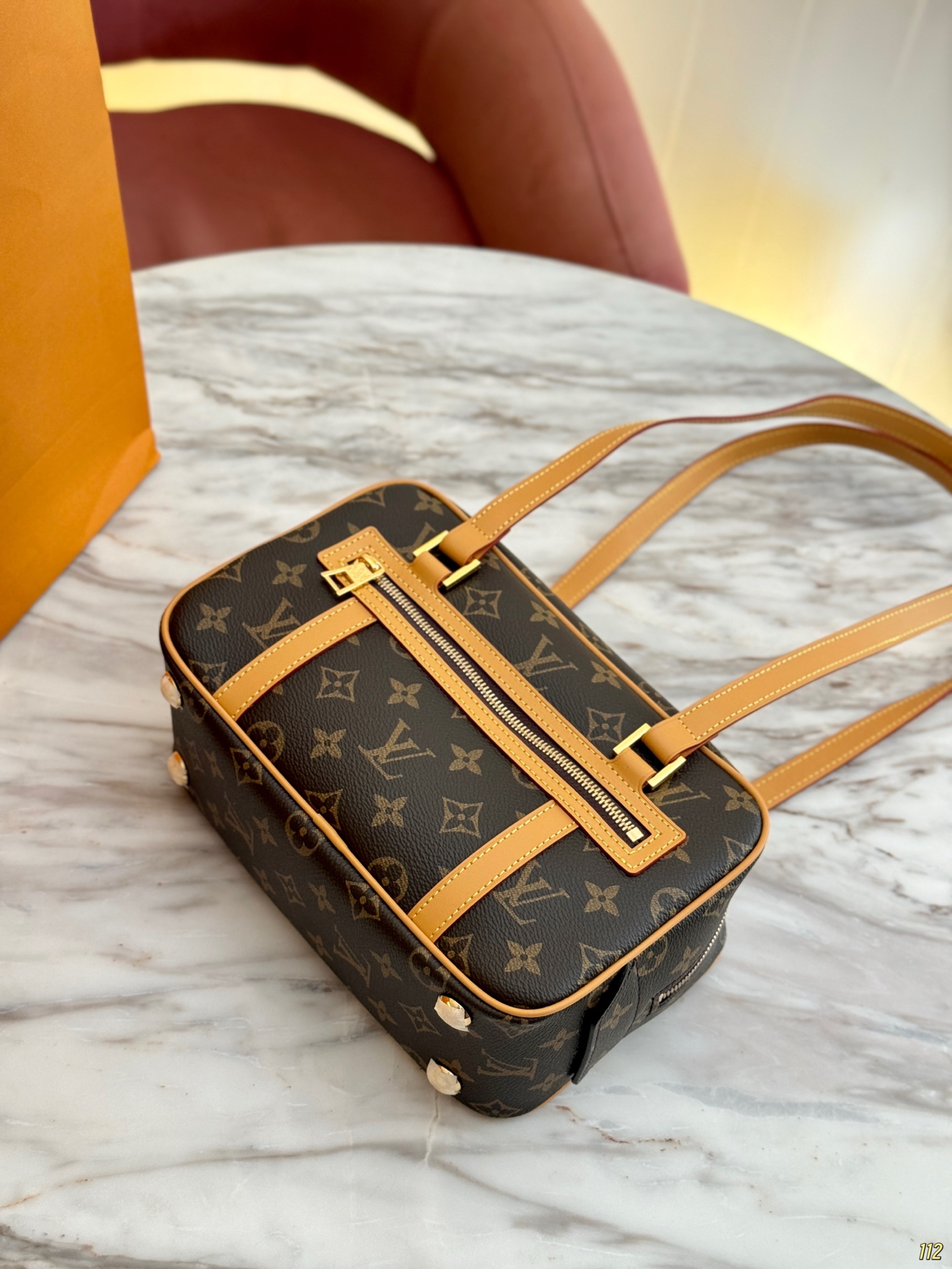 LV Cite Chuck Taylor All Star shoulder bag - cnluxepick