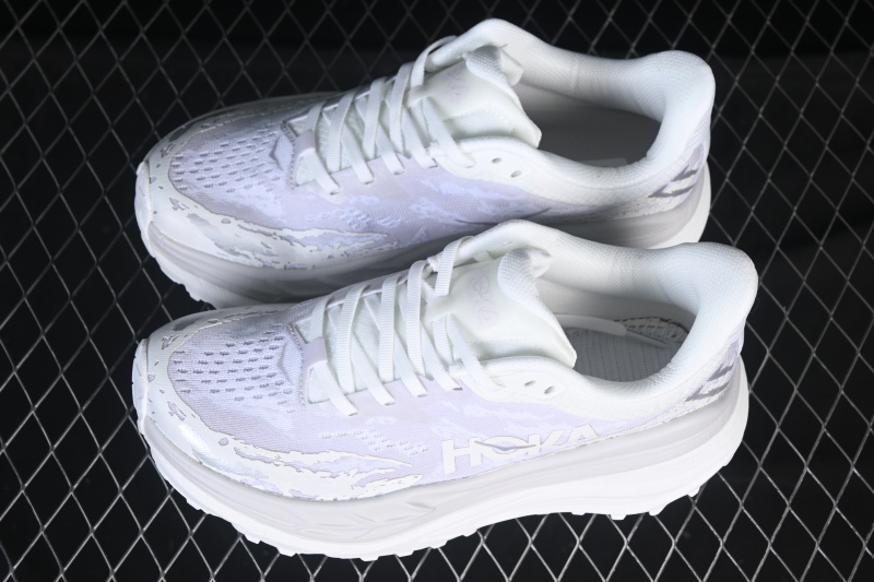 HOKA One One Stinson 7