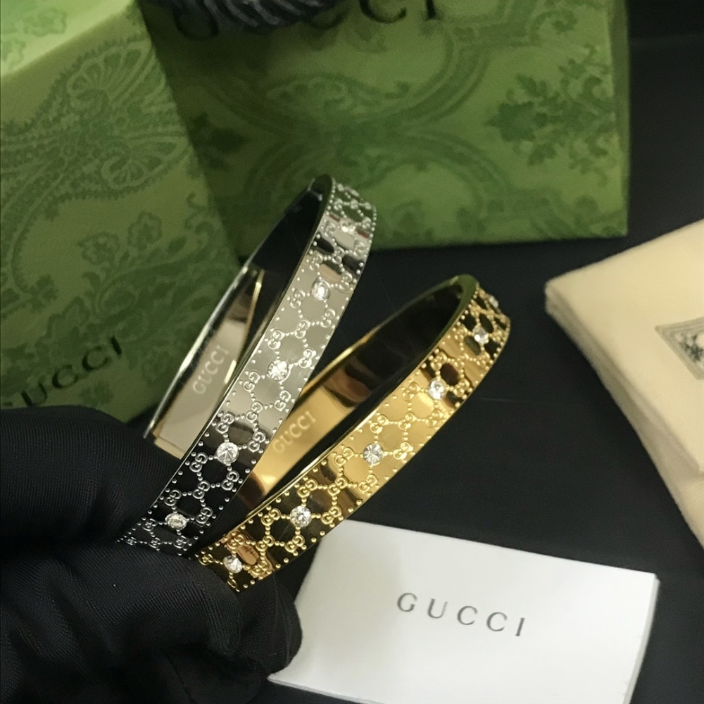 Gucci Cuff Bracelet Gold 8Mm