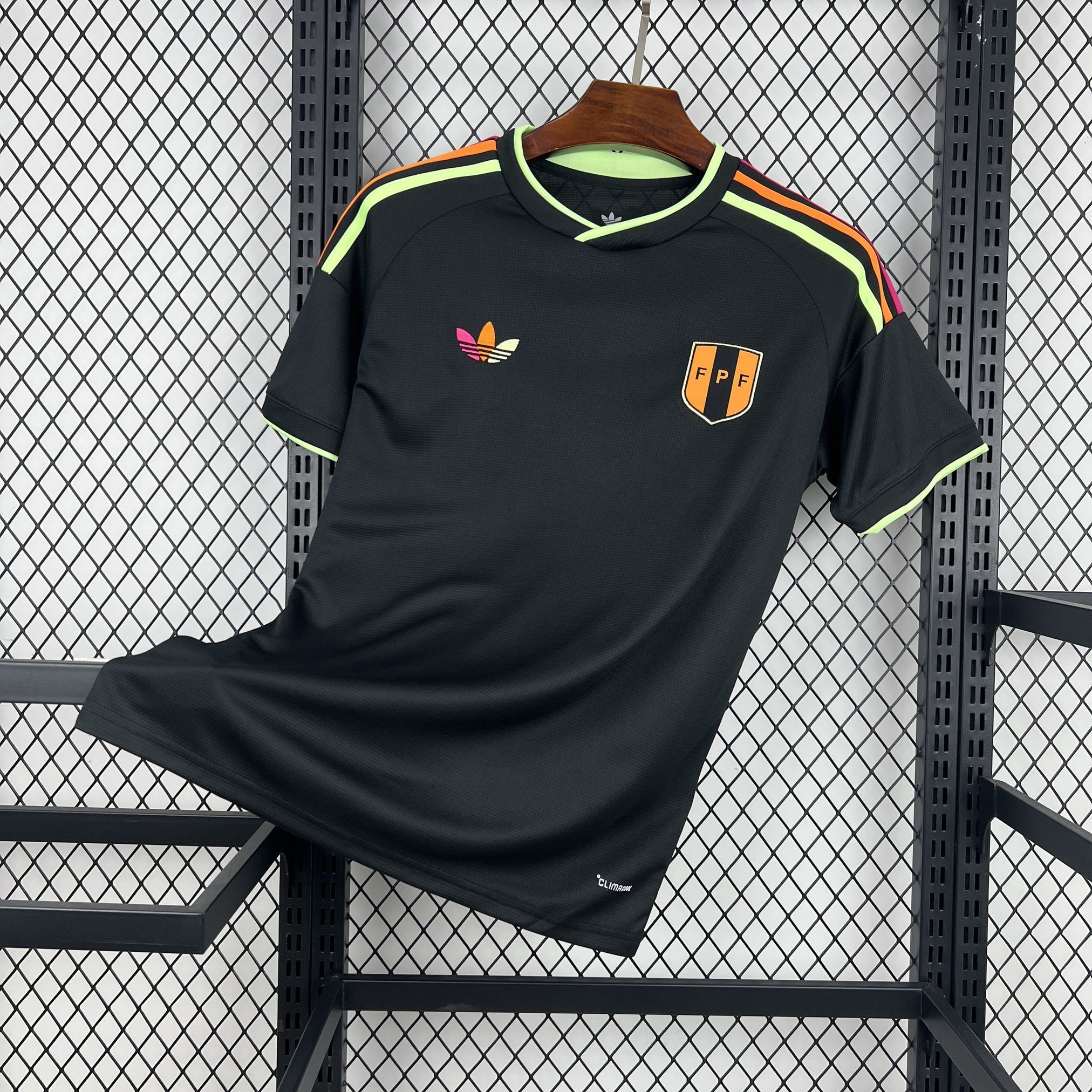 Pérou maillot foot extérieur 2026 2027€14.99