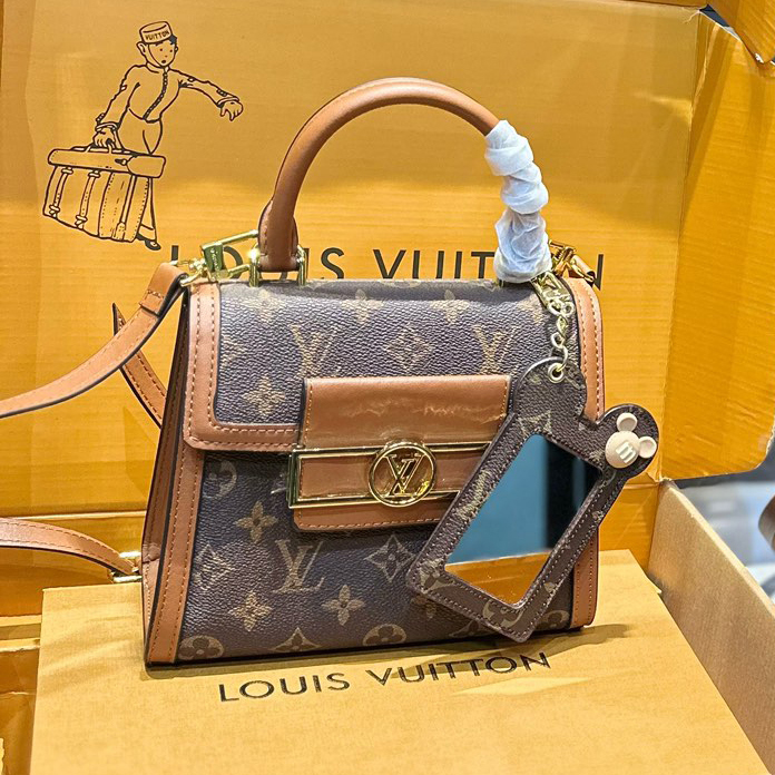 LV Dauphine Pochette Metis bag - cnluxepick