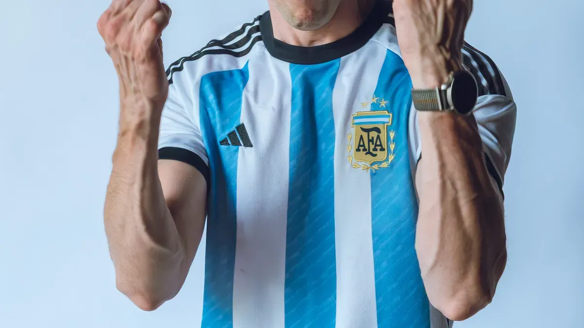 Argentina reveals final World Cup squad with Messi leading the charge