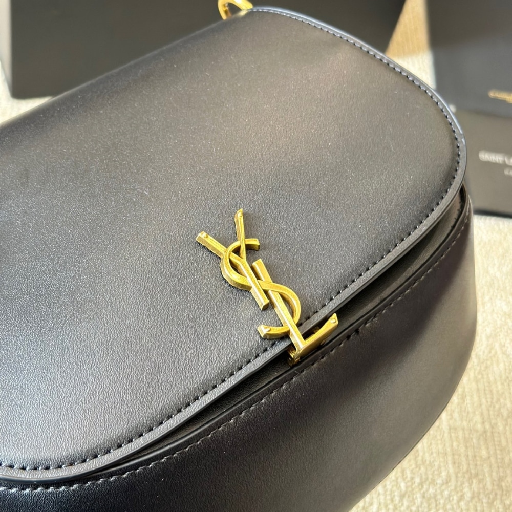 Saint Laurent Voltaire Top Handle In Box Black 20Cm