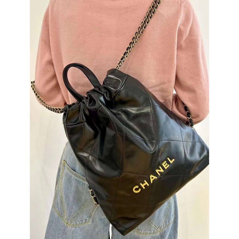 Chanel 22 Backpack in Black Shiny Calfskin 34cm