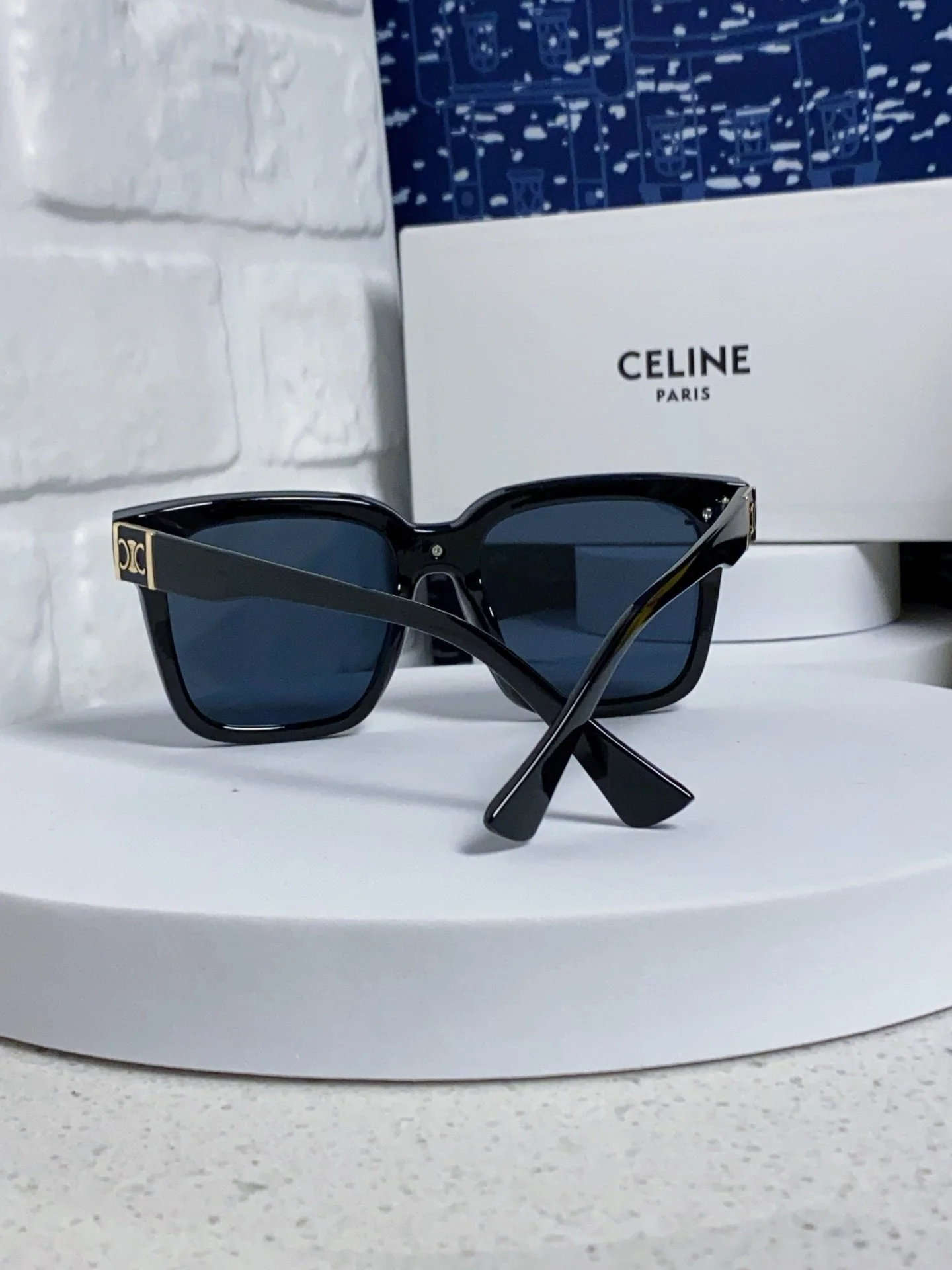 Celine Square Large Frame Arc de Triomphe Sunglasses - cnluxepick
