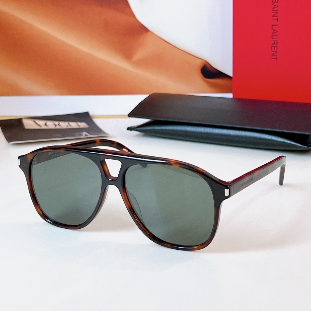Yves Saint Laurent fashion sunglasses - cnluxepick