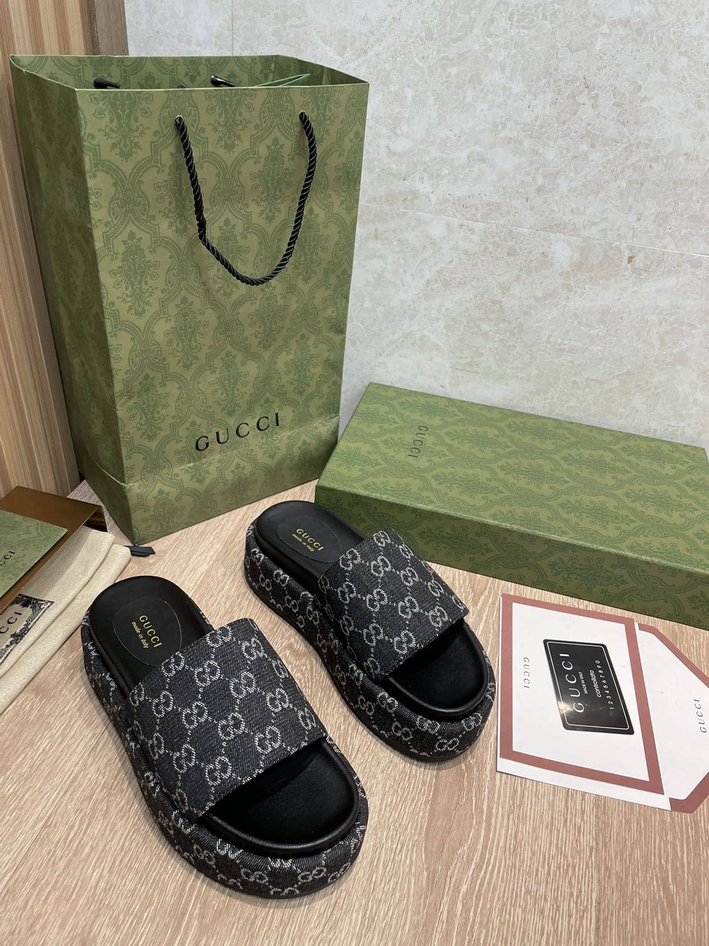 Gucci Women?S Platform Slide Sandal Black 623212