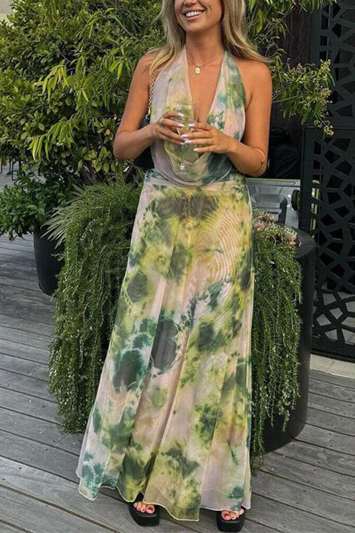 Sleeveless Flowy Maxi Dress Halter NeckClistos