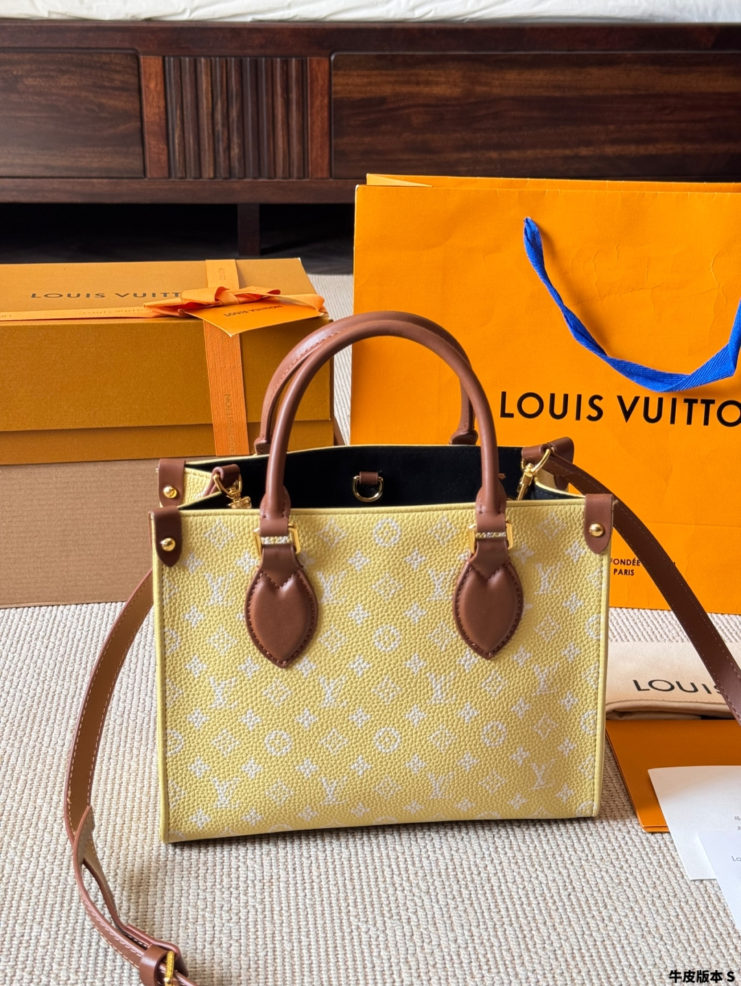 LV's new Onthego Jungle bag - cnluxepick