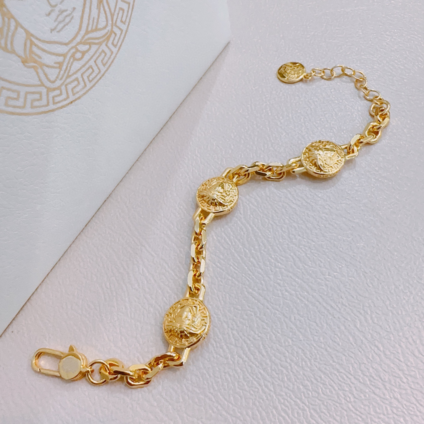 Versace high-quality bracelet with Medusa head - cnluxepick