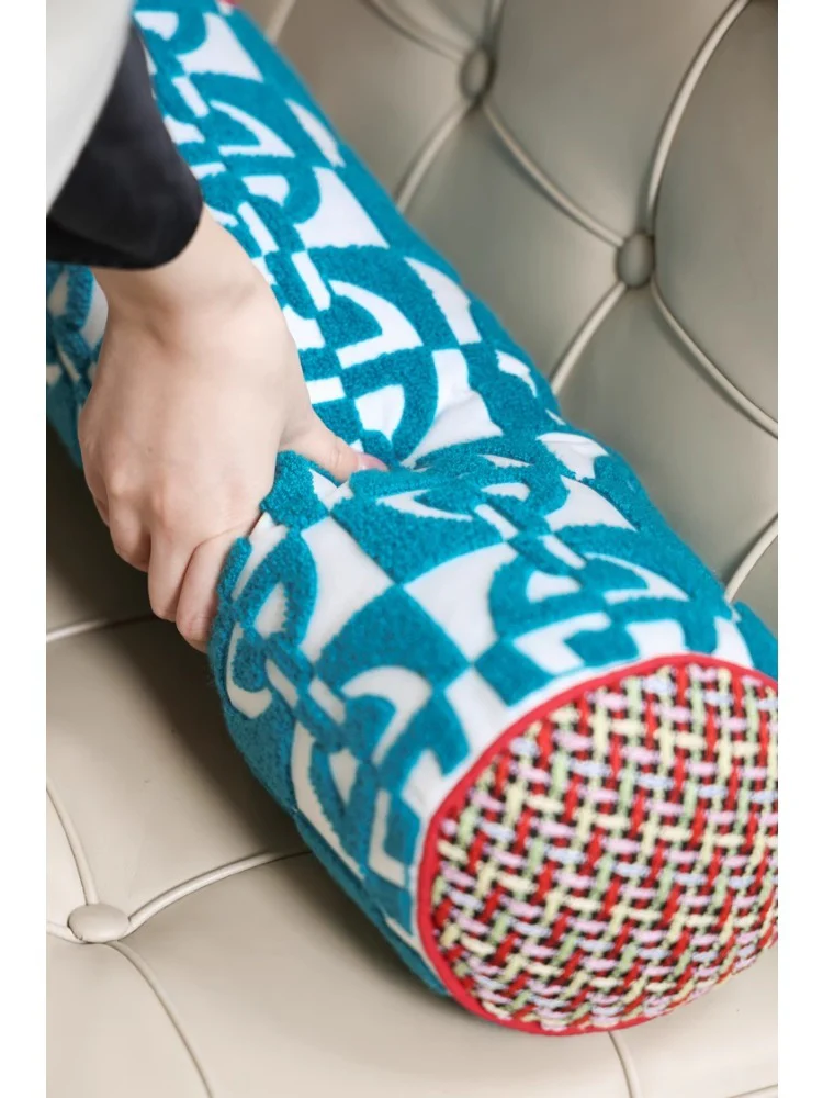 BD080 - HERME*Deco Relief Pillow: Pig Nose Concentric Lock Cylinder Lumbar