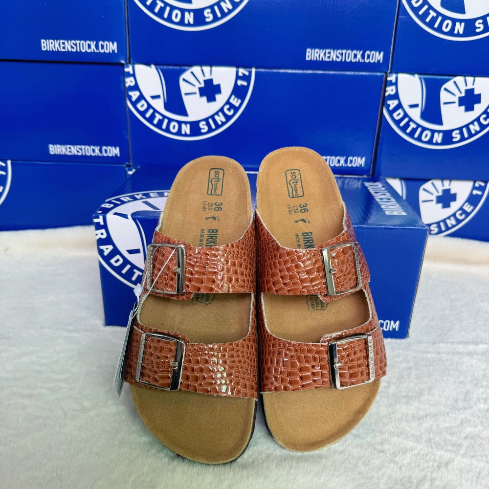 Birkenstock Arizona Snake-Pattern Casual Sandals
