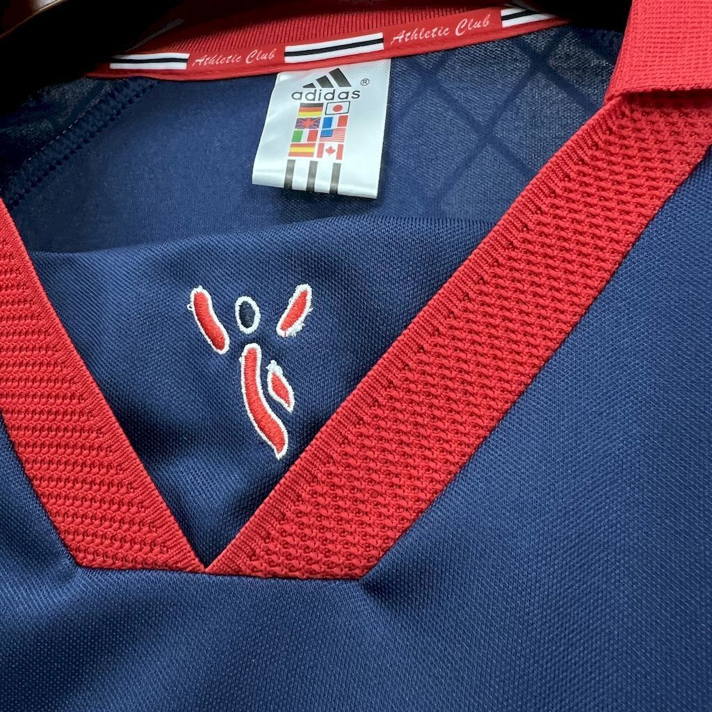 Retro Athletic Club 99/00 Away