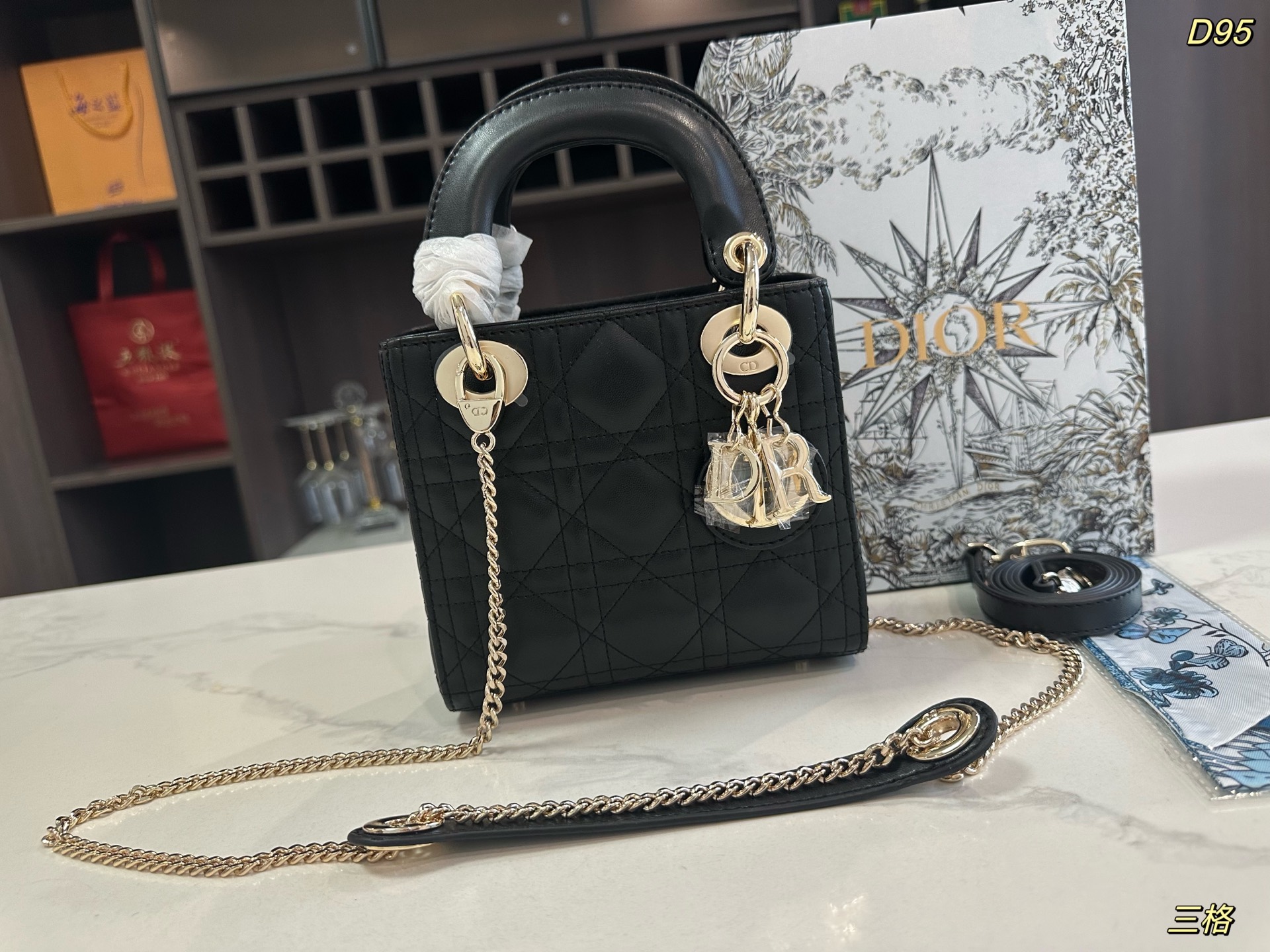 Dior lady D-lite bag - cnluxepick