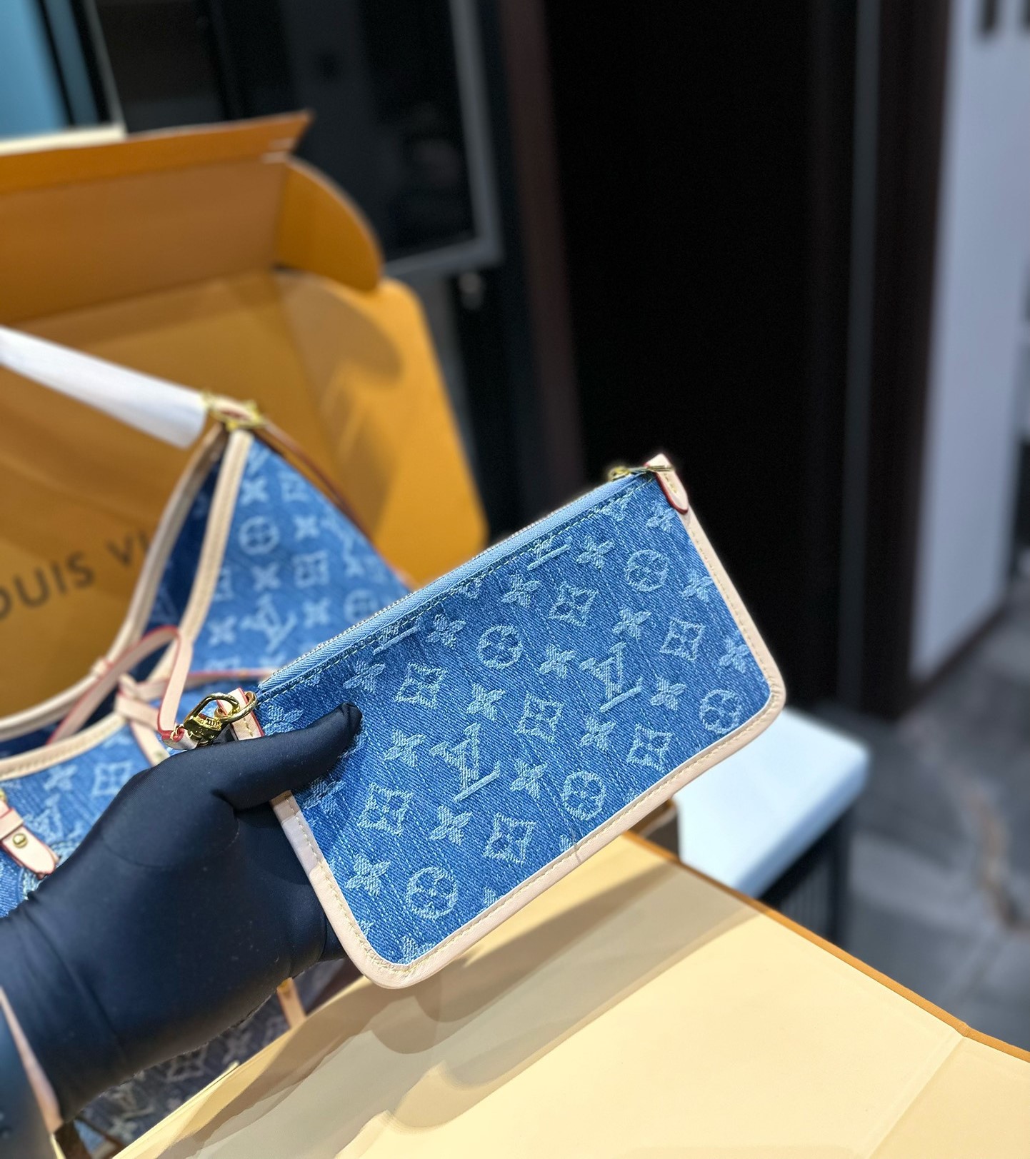 Louis Vuitton Carryall Pm Denim Blue 28Cm