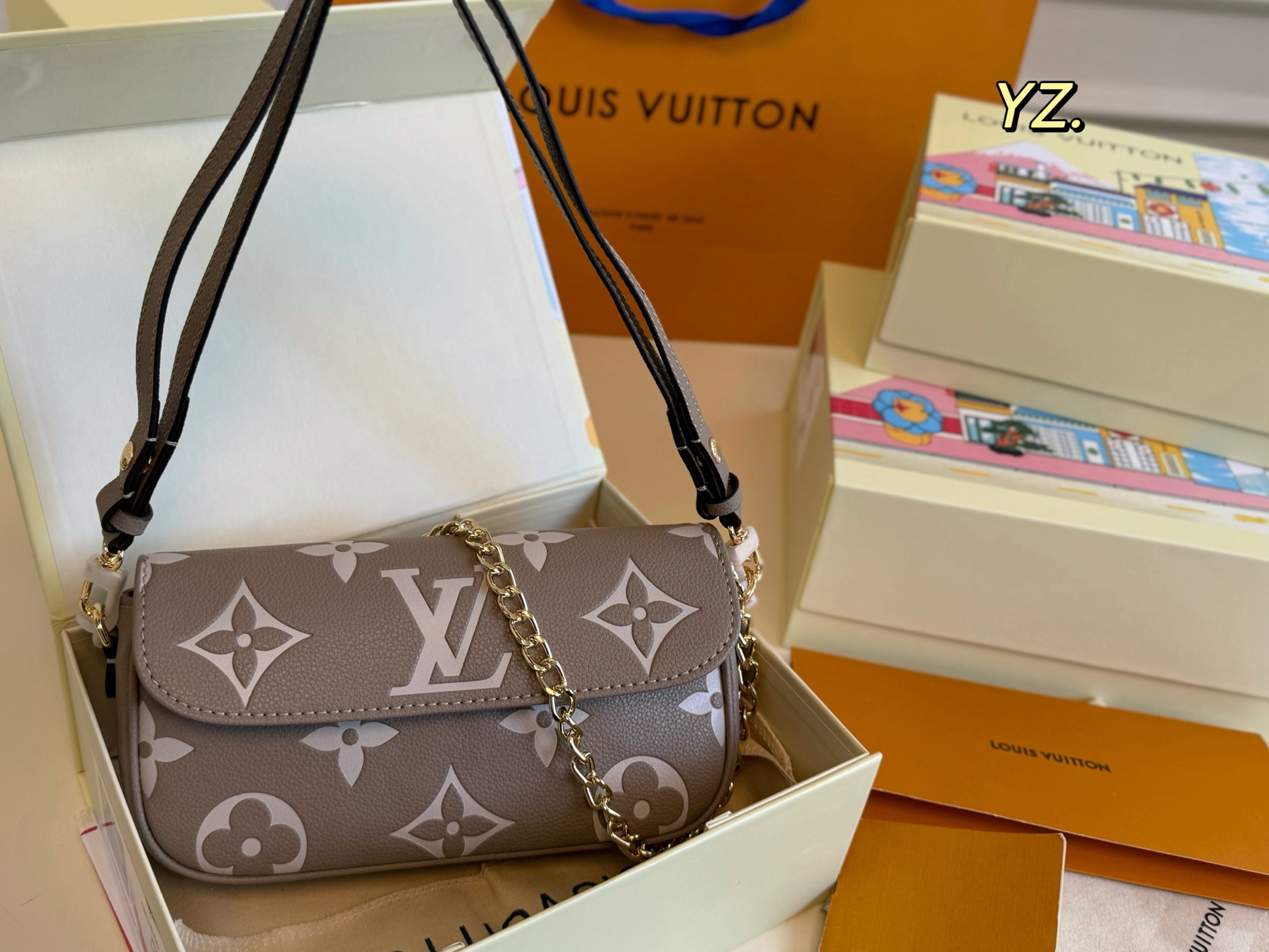 Louis Vuitton embossed mahjong bag armpit bag - cnluxepick