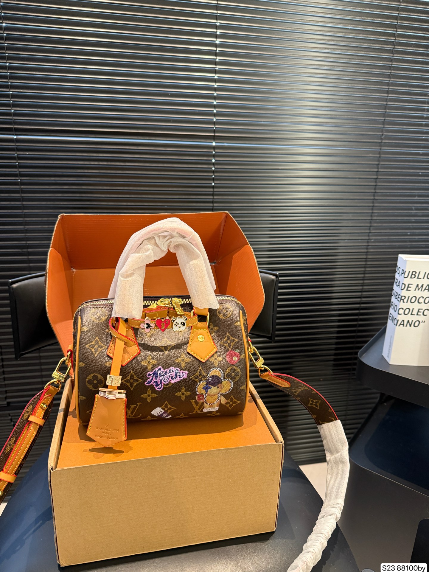 LV Graffiti Pillow Bag - cnluxepick