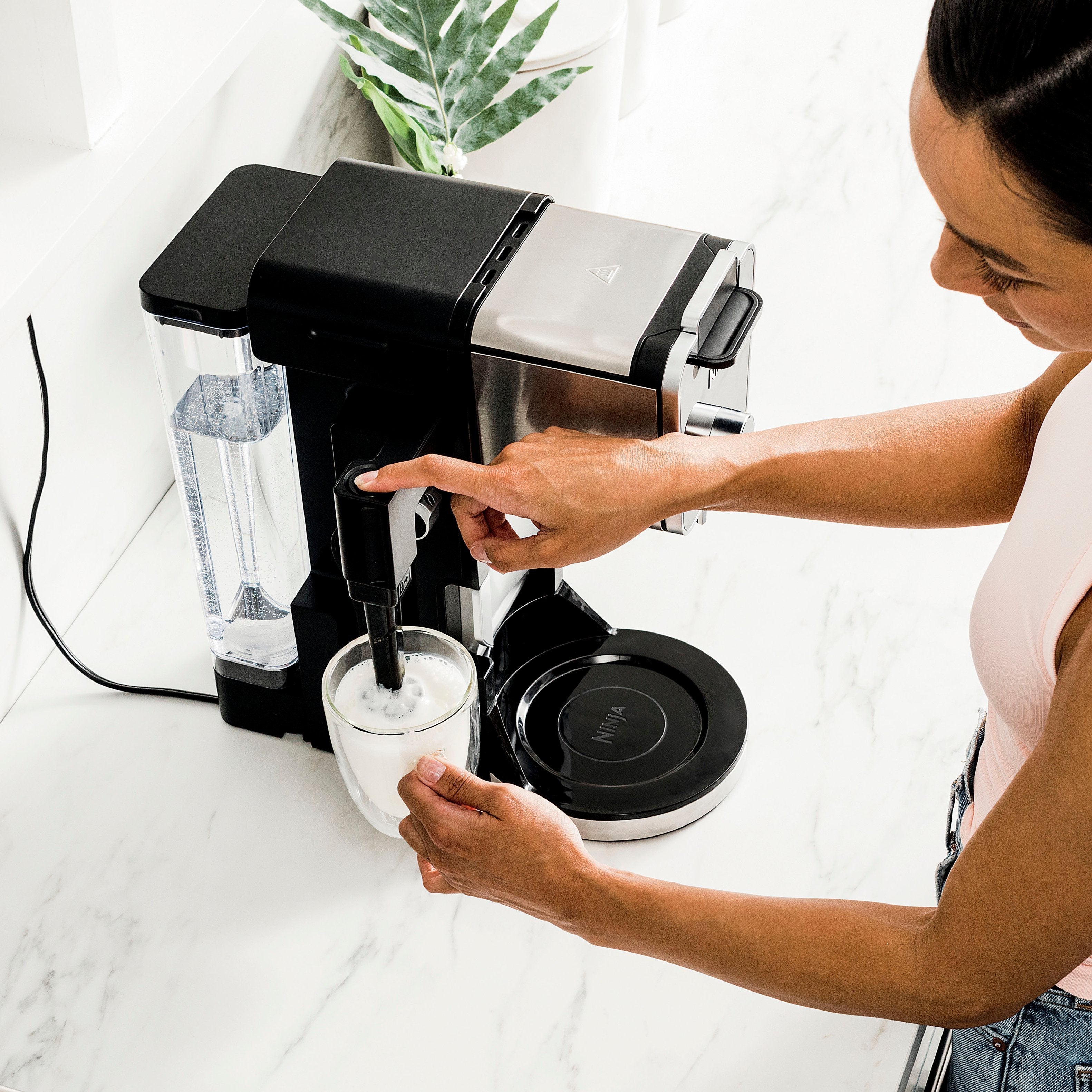 Ninja - DualBrew 12-Cup Specialty Coffee System with K-cup compatibility, 4 brew styles, and Frother - Black/Silver