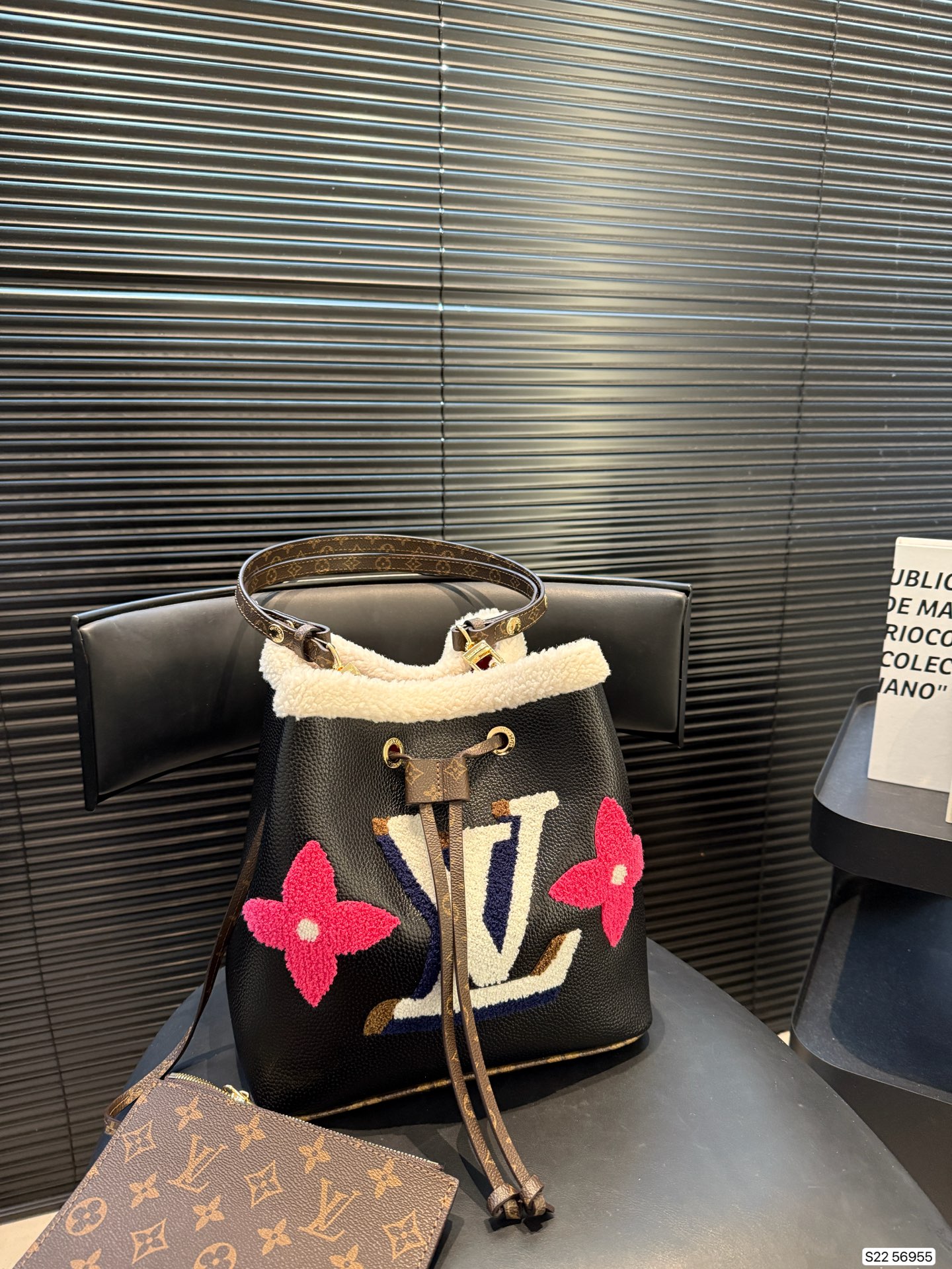 LV Teddy Bear Fur Bucket Bag - cnluxepick