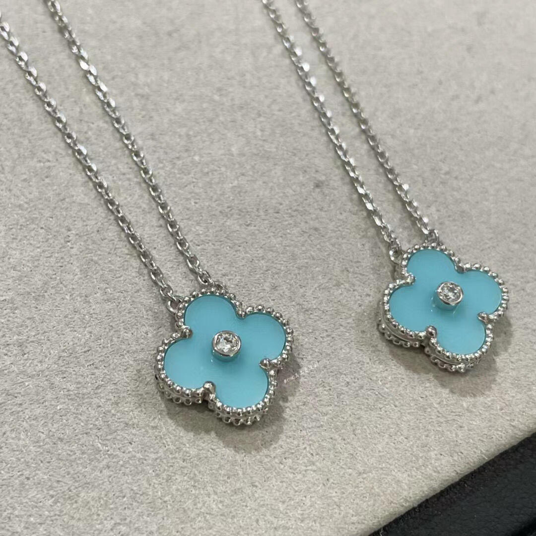 Van Cleef & Arpels white gold Christmas blue ceramic four-leaf clover single flower necklace - cnluxepick