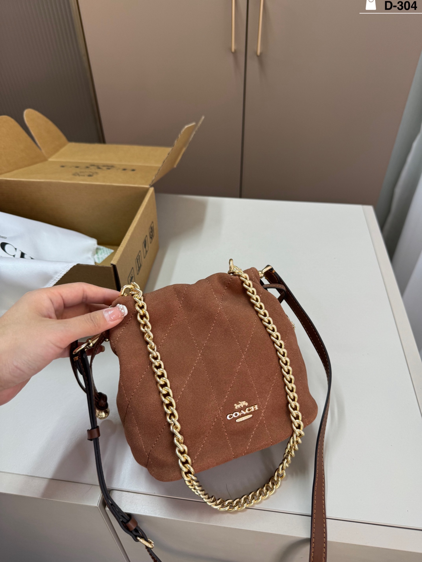 Coach Faye Mini Drawstring Bucket Bag - cnluxepick