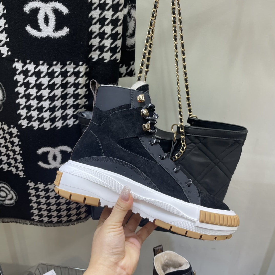 Louis Vuitton Squad Sneaker Boots Black