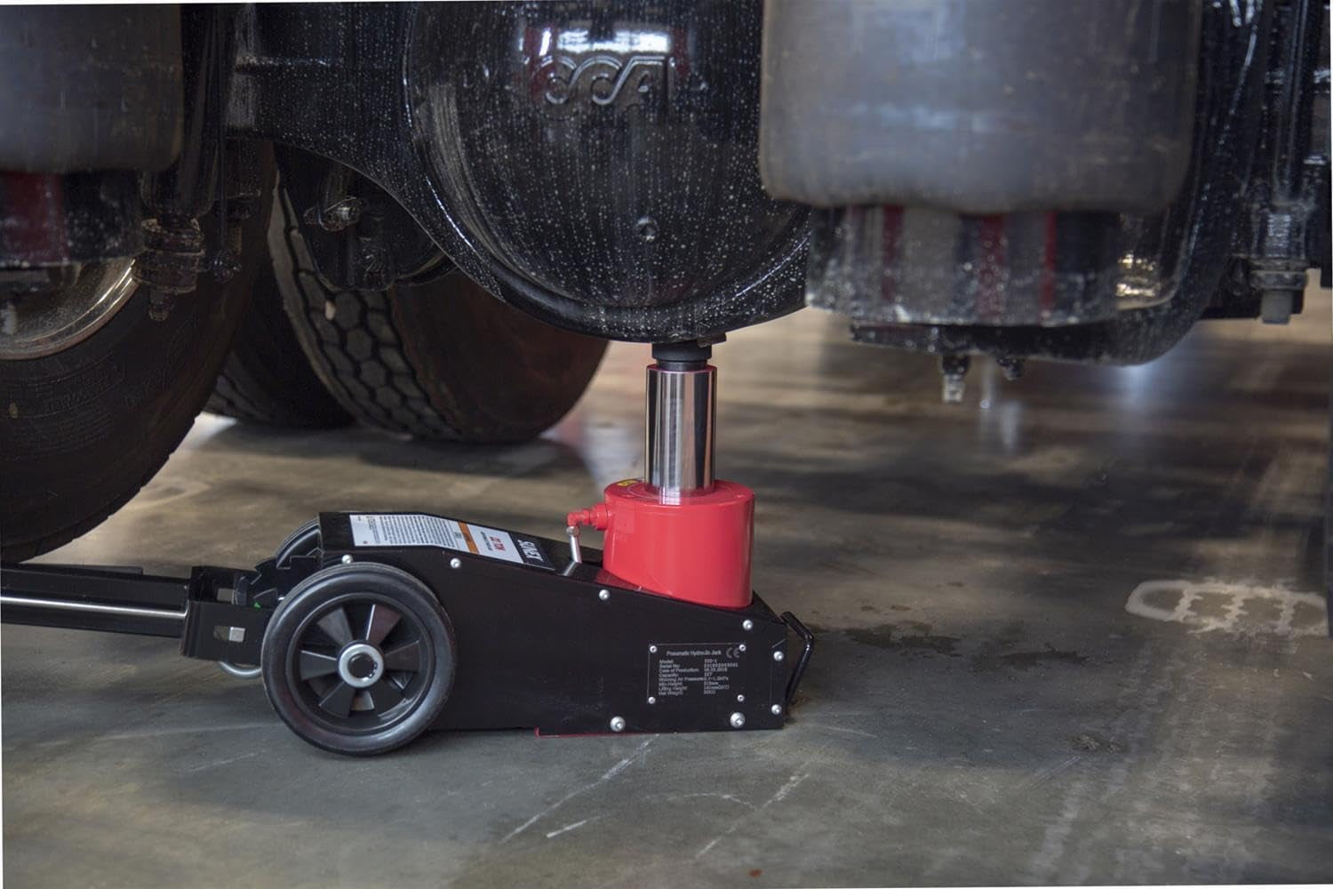 22 Ton Air/Hydraulic Truck Jack