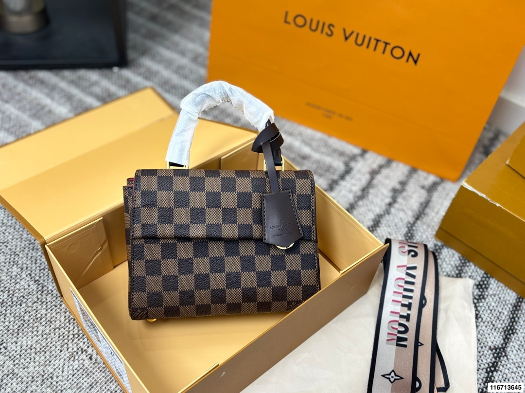 LV Cluny Shoulder Bag - cnluxepick