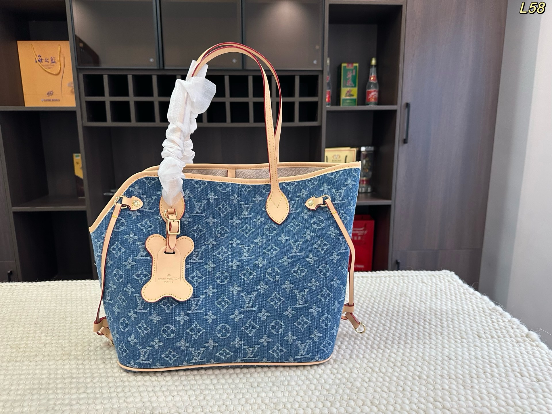 LV Pet Tote Bag - cnluxepick