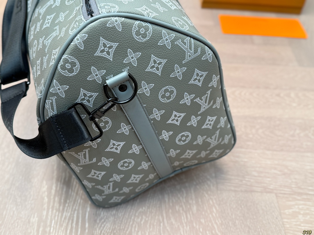 LV Keepall co-branded travel bag - cnluxepick