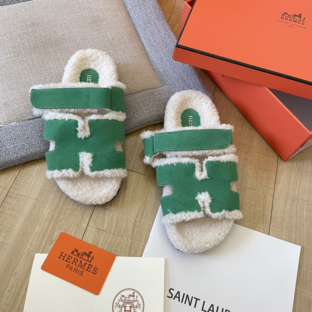 Hermès Fur Slippers - cnluxepick