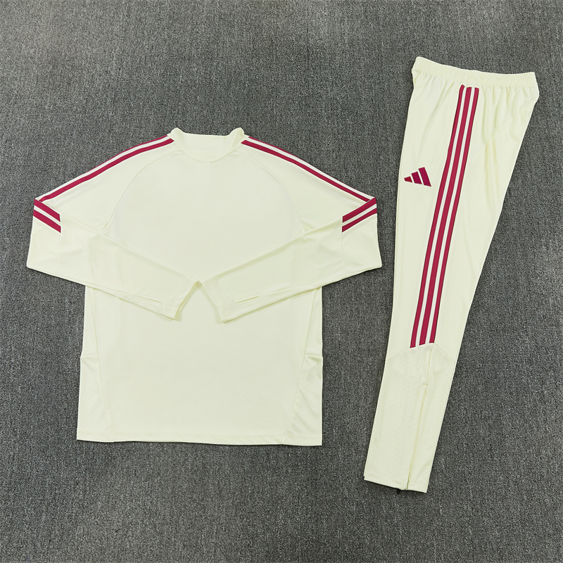 Real Madrid 26/27 Training Suit Cream 4