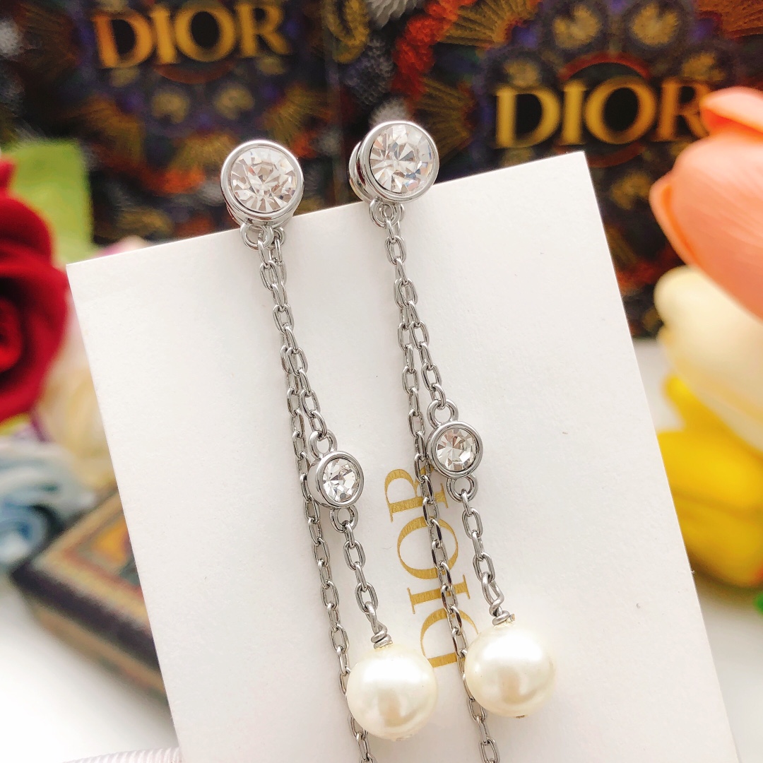 Dior tassel earrings - cnluxepick