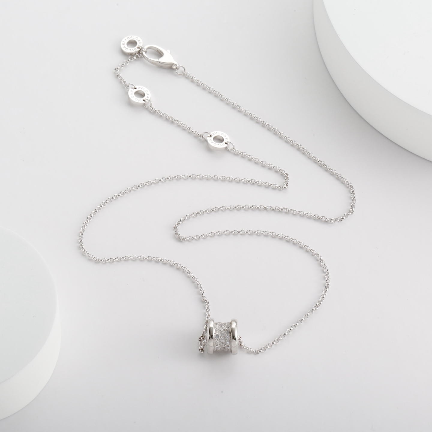 Bvlgari's Slender Waist Necklace with Diamonds - cnluxepick