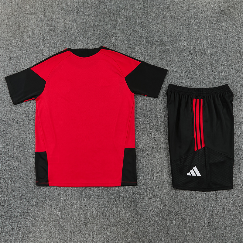 Man Utd 26/27 Short Sleeves Training Suit-Red 4