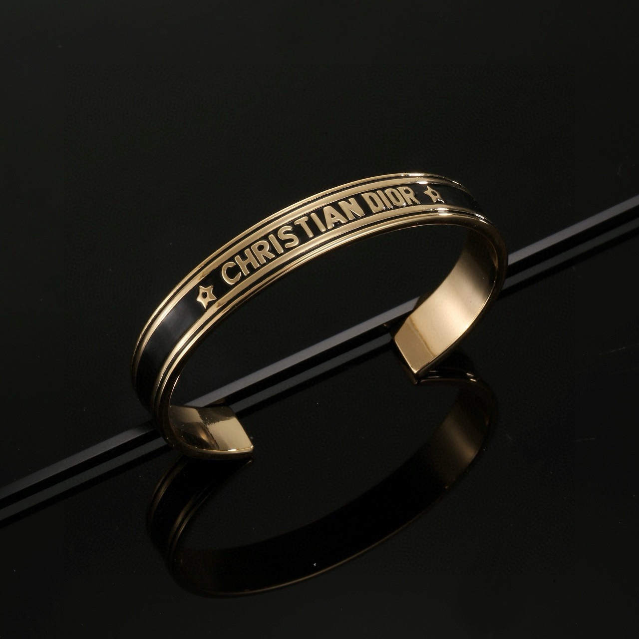 Dior Bracelet - cnluxepick