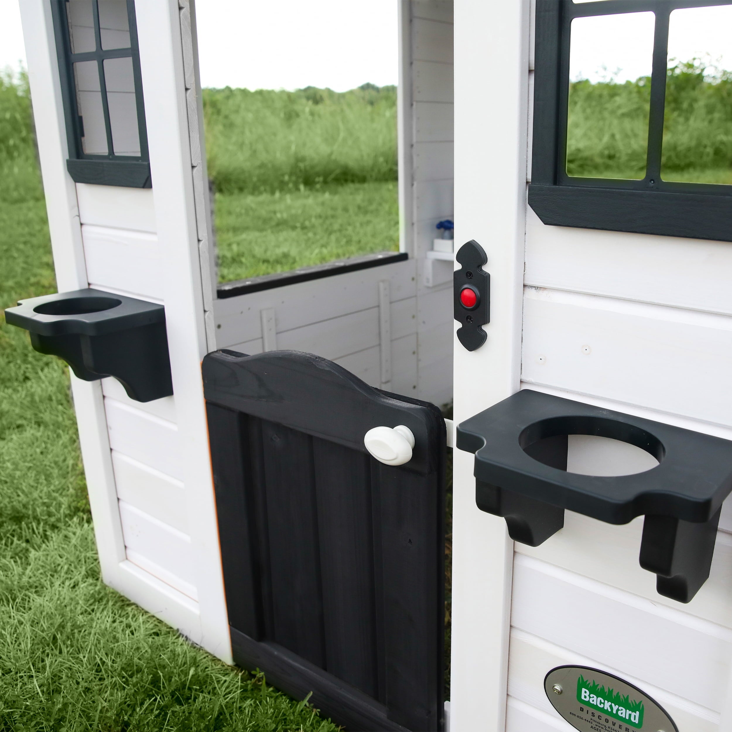 Backyard Discovery Sweetwater Playhouse – White