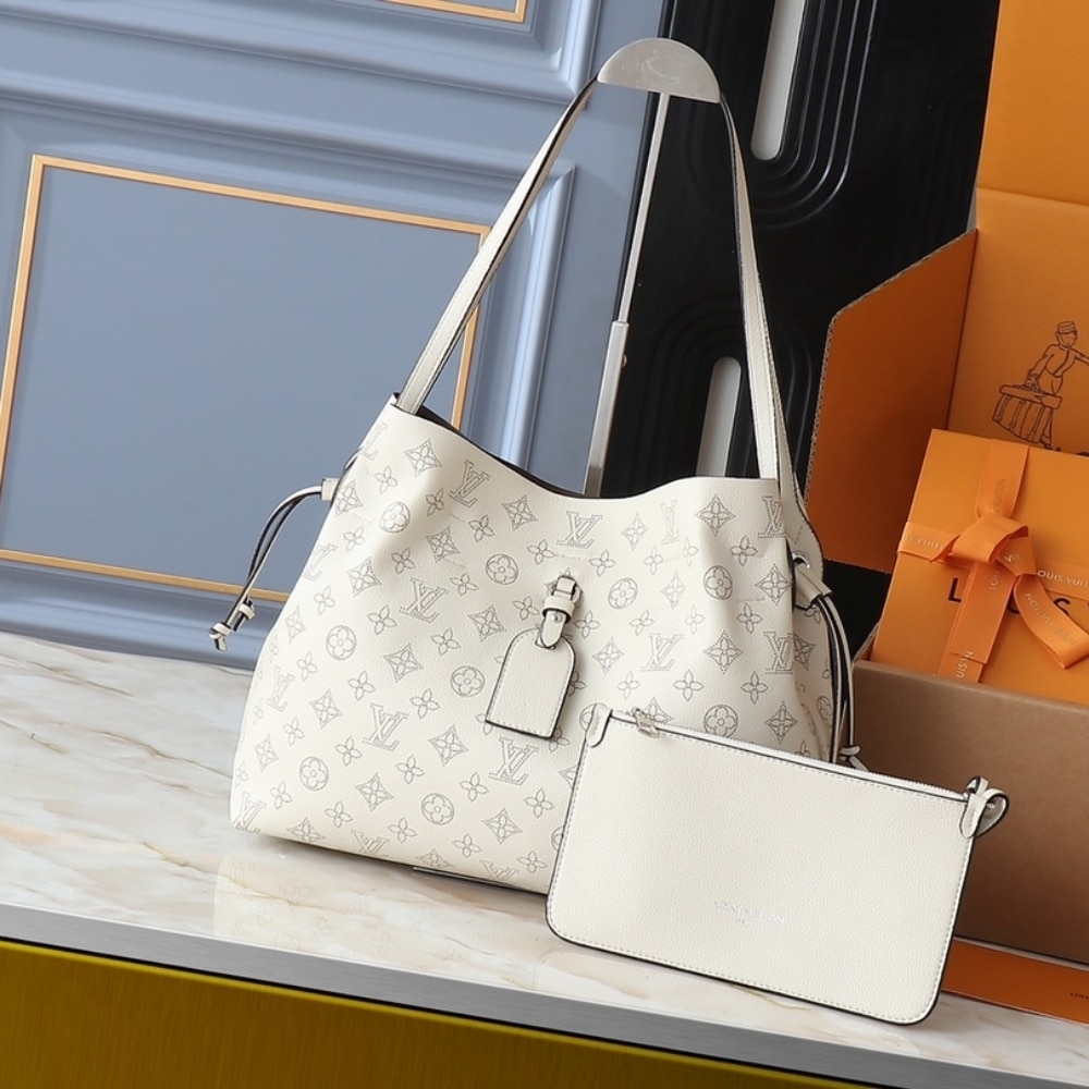 Louis Vuitton Boundless Bag White 6.3 Inches