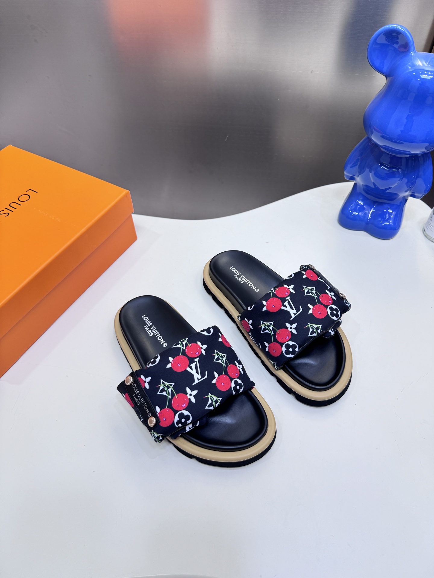 LV Printed Velcro Slippers - cnluxepick